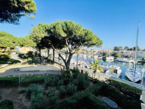 Studio centre port avec piscine et parking - FR-1-723-146